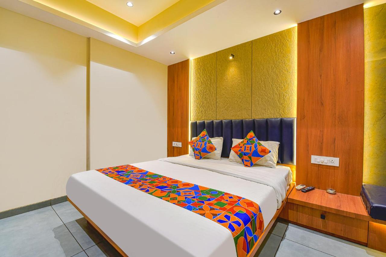 Fabhotel Udhna Inn, Near Udhna Junction Surat Luaran gambar